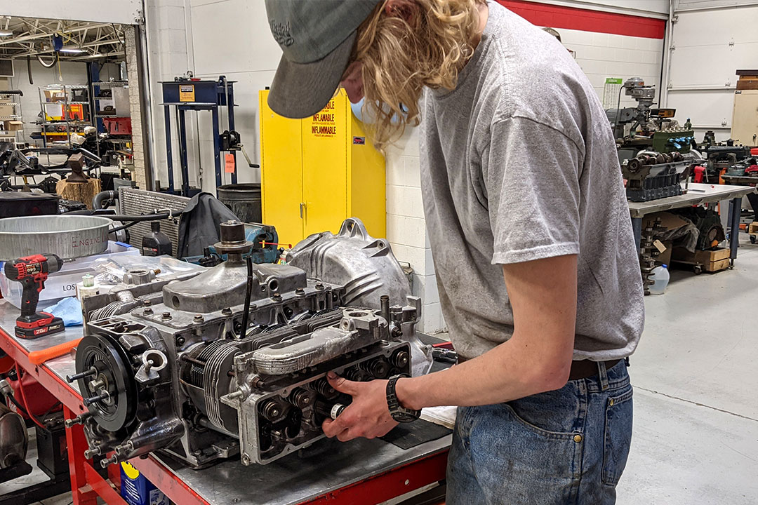 Piston Scholar Edwin Buiter Steps into the Car Restoration World